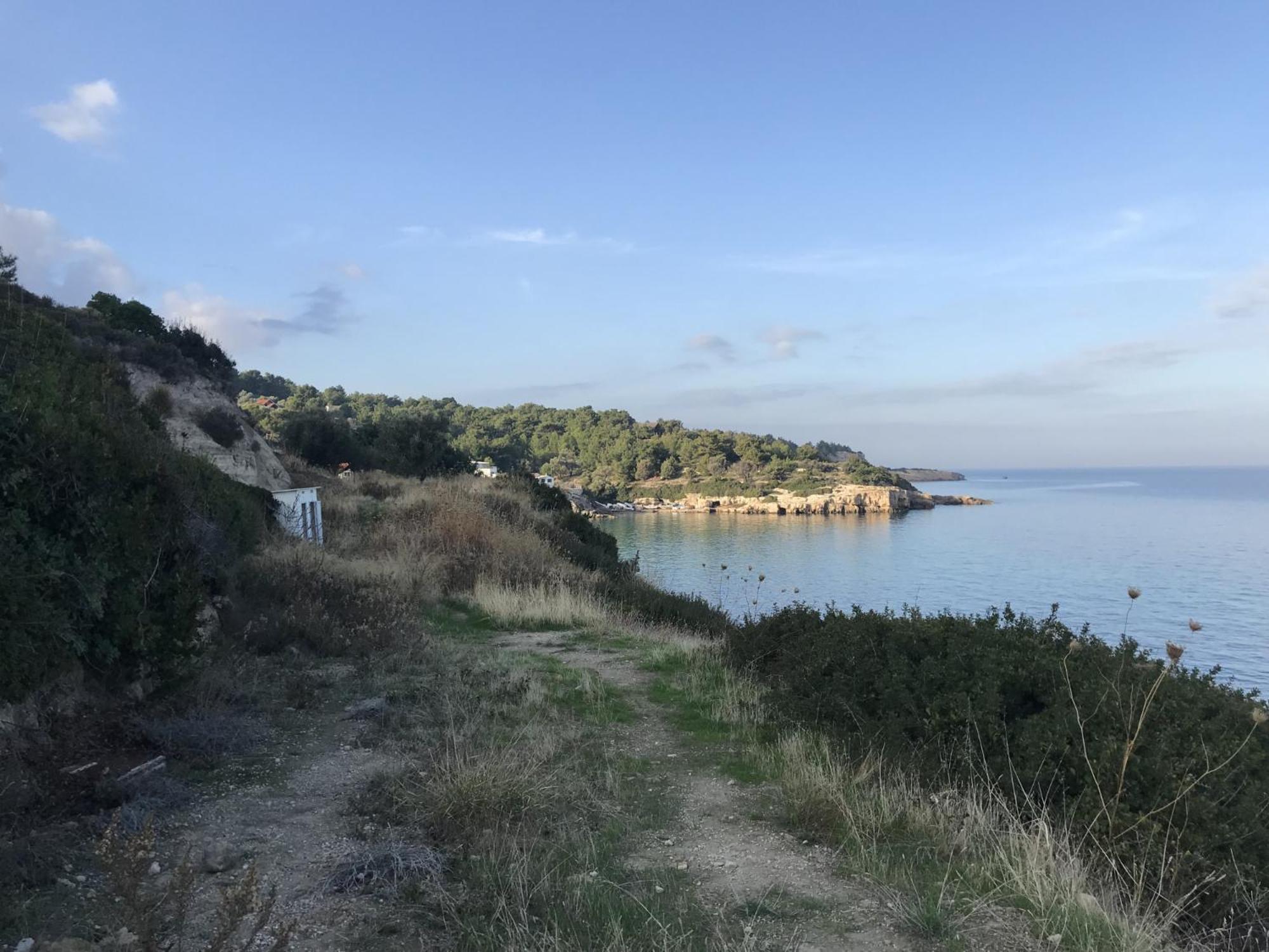 Tiny House Framed By Nature Near Sea In Karaburun Villa Izmir Bagian luar foto